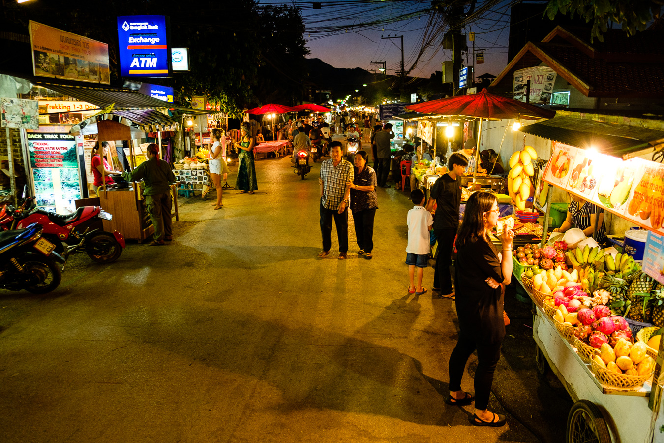 Pai - night market