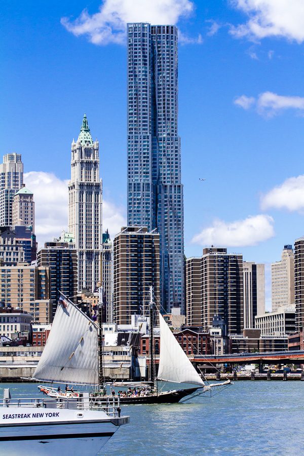 Voyage à New-York Manhattan - vue sur New York by Gehry